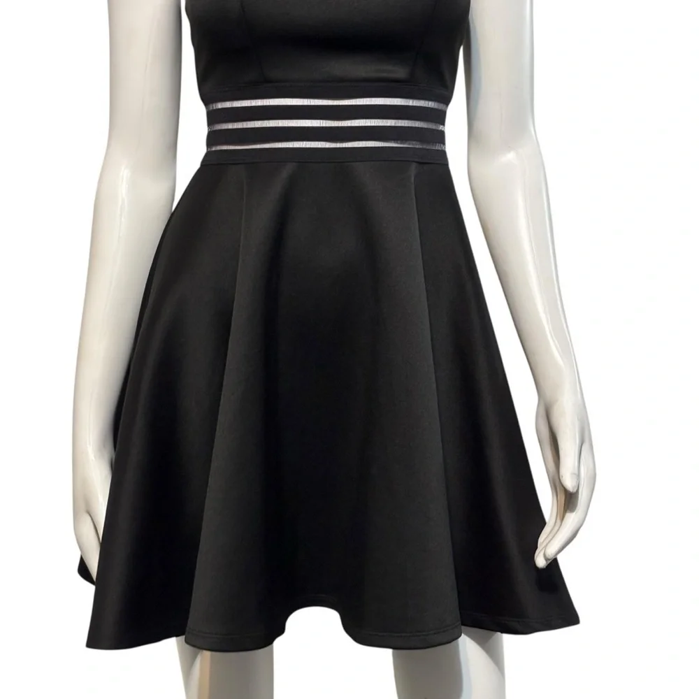 City Studio Halter Dress Black Padded A-Line Strappy Back Stretch Size 3 - Picture 6 of 9